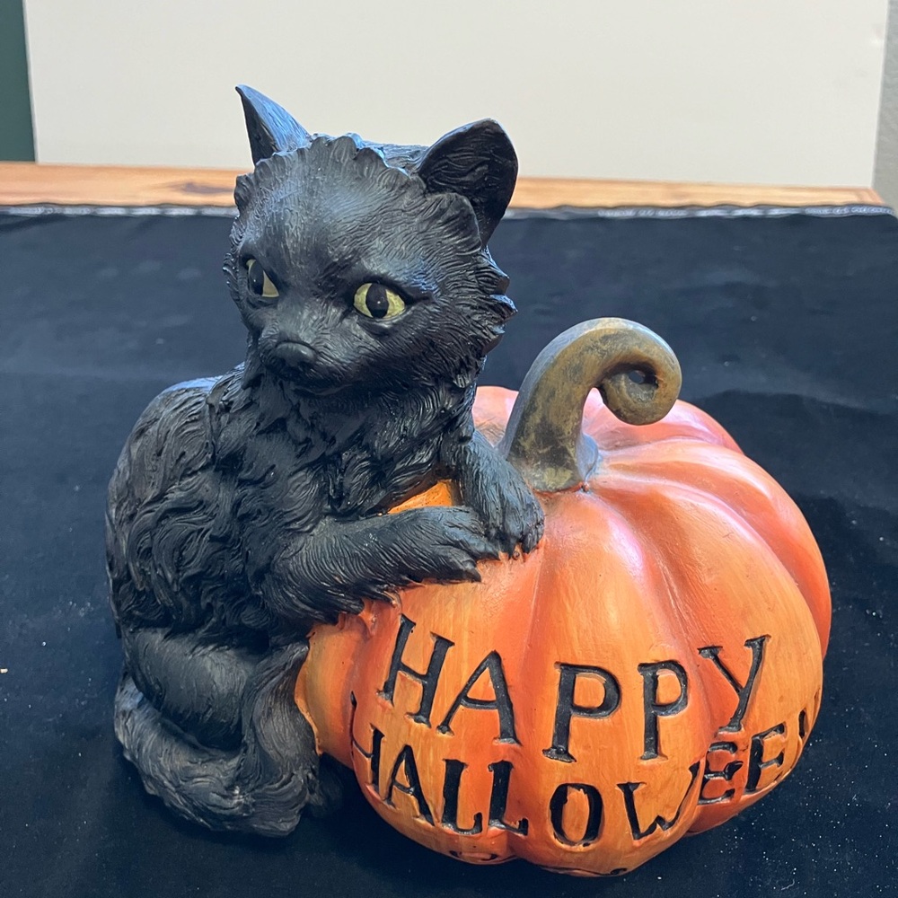 Happy Halloween Black Cat and Pumpkin 10”x8” vintage inspired ,Resin